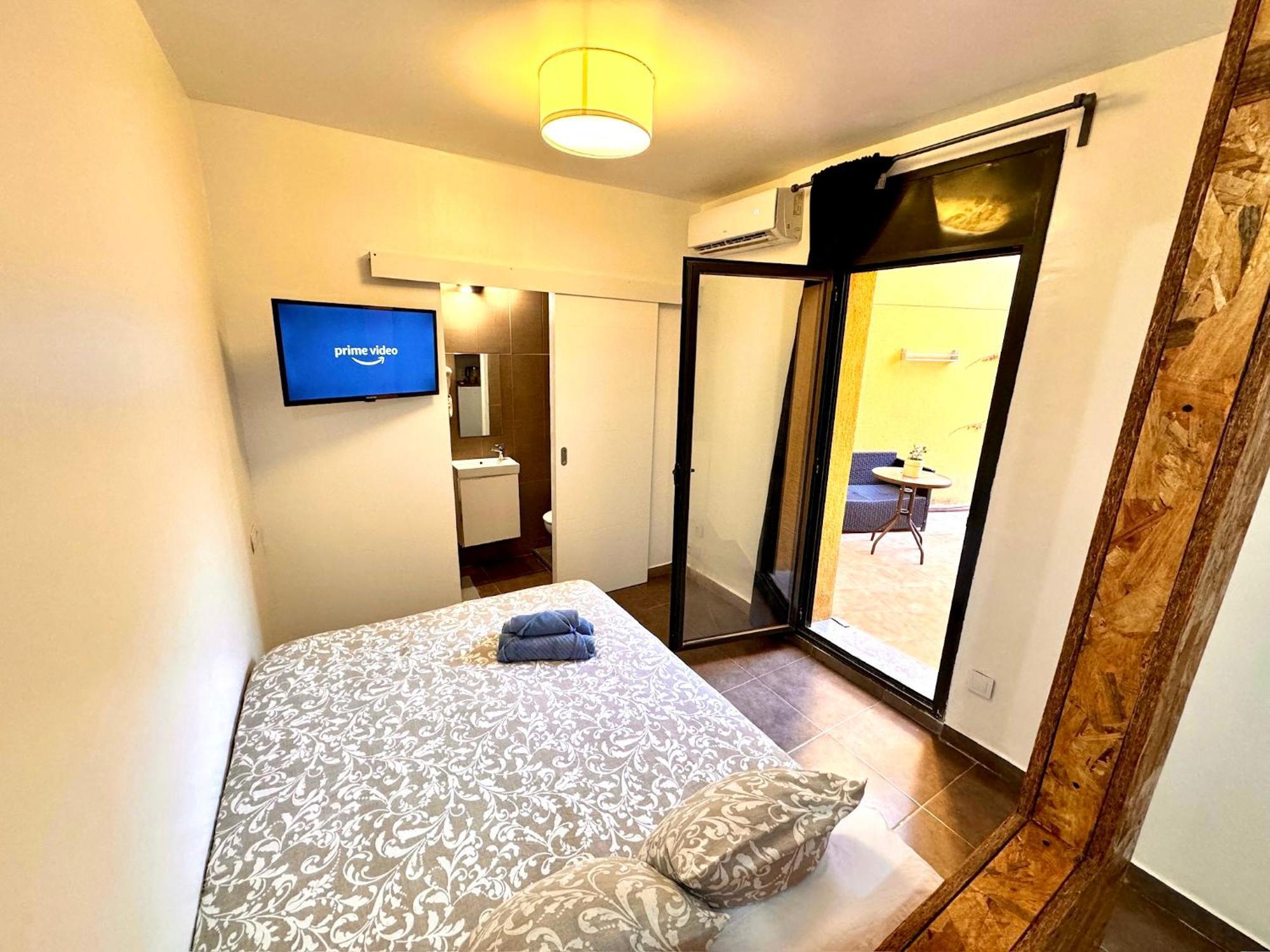 Mt Boutique Suites Y Apartamentos - Adults Only - มาตาโร ภายนอก รูปภาพ
