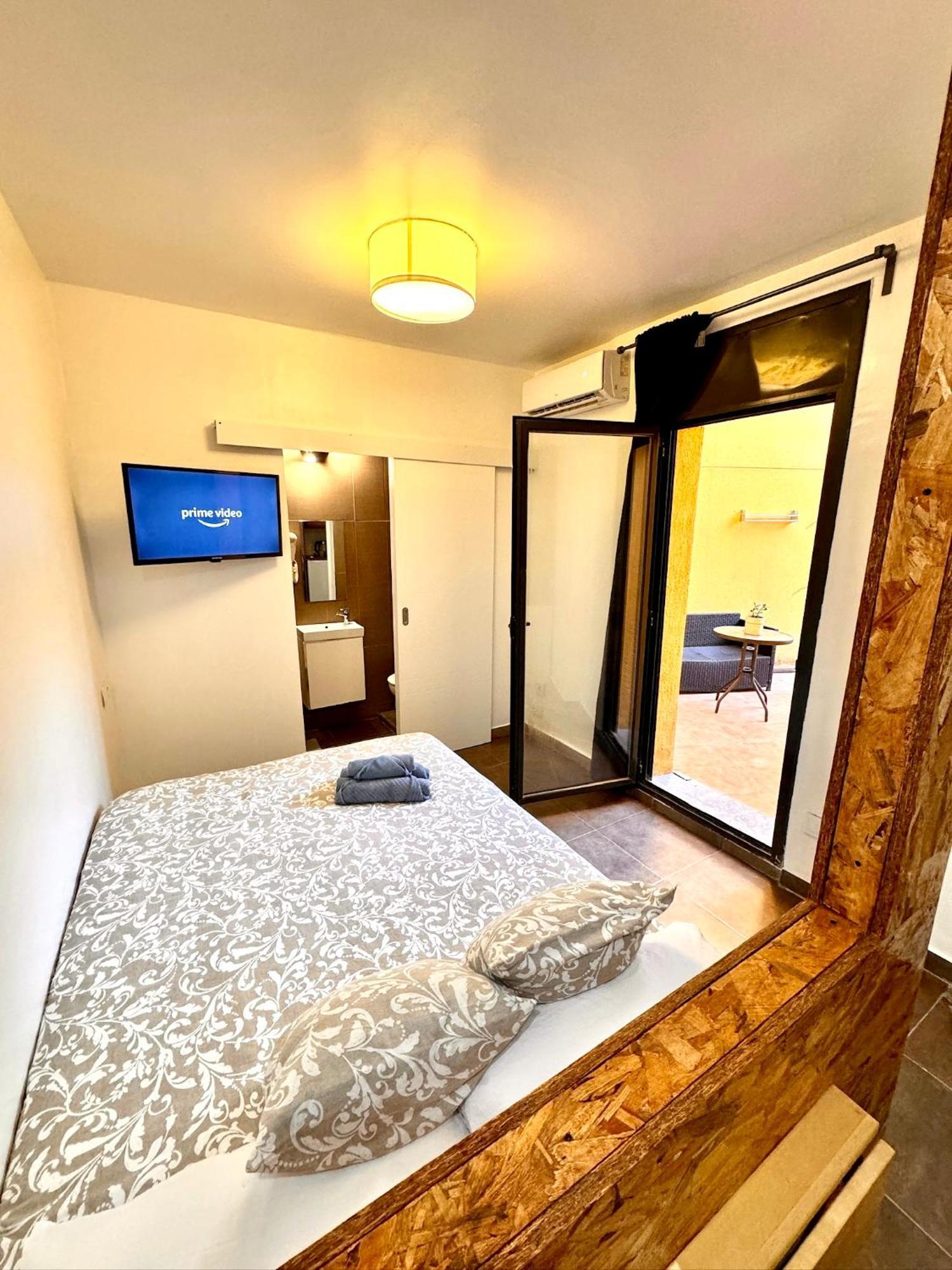 Mt Boutique Suites Y Apartamentos - Adults Only - มาตาโร ภายนอก รูปภาพ